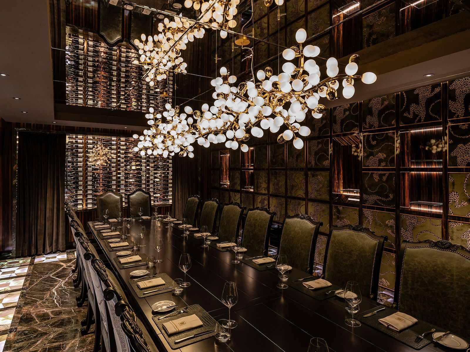 The Louis XIII Room, set for service